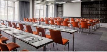 CALL FOR PAPERS: Fachtagung INDUSTRIEFOKUS 2026 am 09./10.09.2026 in K&ouml;ln. Urheber des Bildes: Radisson Blu K&ouml;ln-Deutz