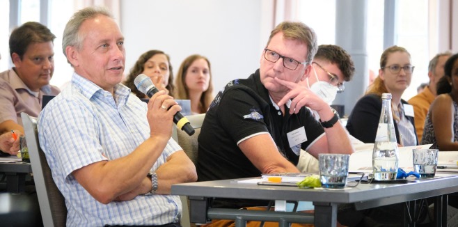 Vortragsvorstellung "Entwicklung von Claim-Management-Strategien". Vortragsreferent: Herr Ralf Budde. Urheber des Bildes: Nicolas Det. Alle Nutzungsrechte erworben durch 1155PM consultants GmbH