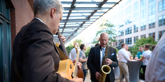 Vortrag "Vertragsmanagement in internationalen Grossprojekten der Offshore-Wind Energieübertragung". Urheber des Bildes: Nicoals Det. Alle Nutzungsrechte bezahlt durch 1155PM consultants GmbH Vortrag "Vertragsmanagement in internationalen Grossprojekten der Offshore-Wind Energieübertragung". Urheber des Bildes: Nicoals Det. Alle Nutzungsrechte bezahlt durch 1155PM consultants GmbH